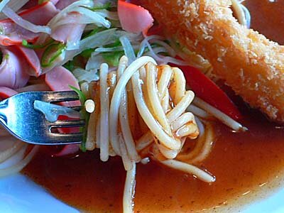 ヨコイのあんかけスパ「ミラカン」。予想外の味。