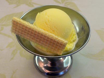 五島軒のアイスクリーム